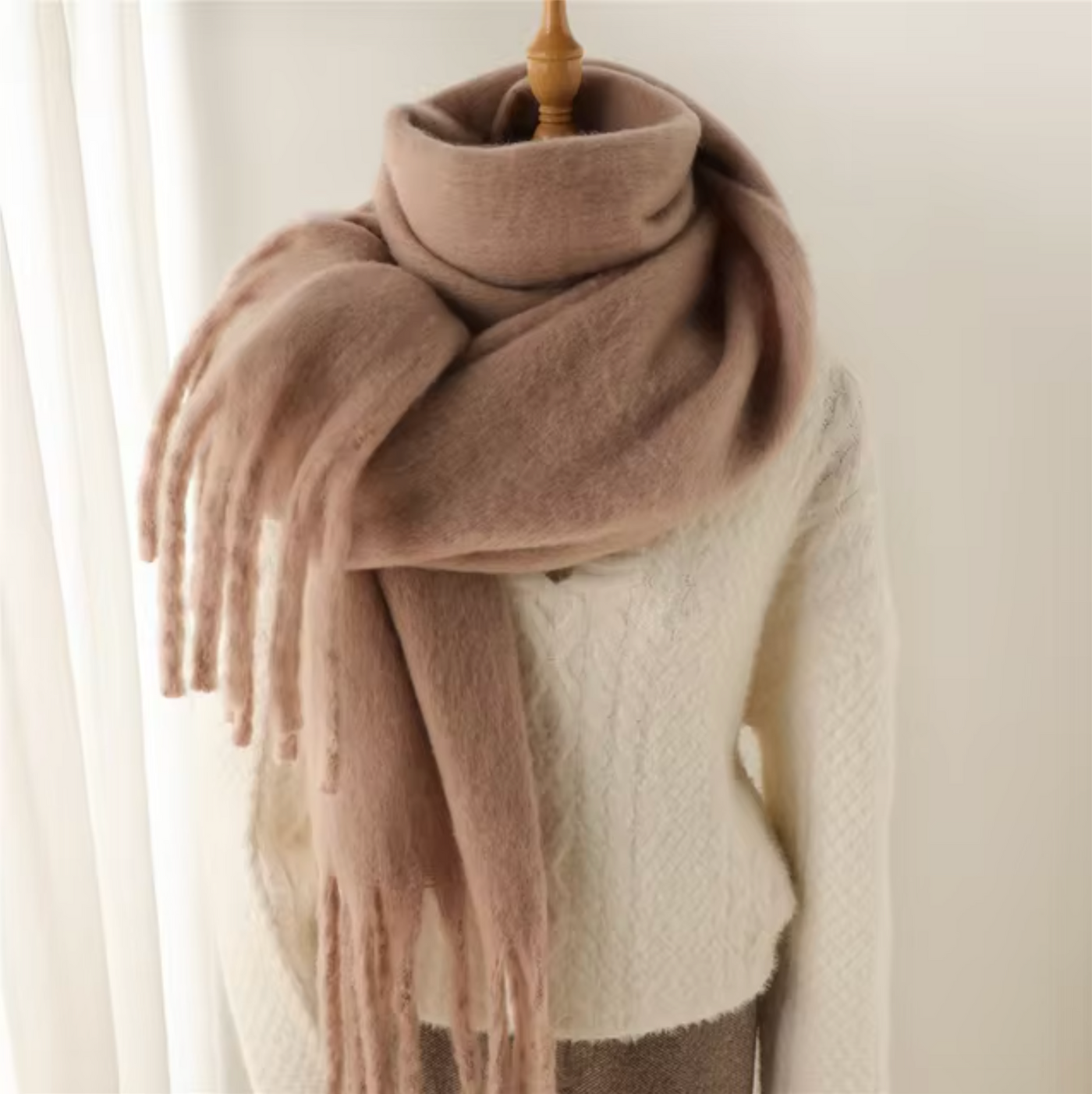 Heidi Mode winter scarf – soft cashmere-look scarf with fringes and elegant design